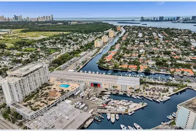 13499 Biscayne #1513, North Miami, FL 33181 - Photo 1