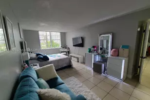 496 NW 165th St, Miami, FL 33169 - Photo 17