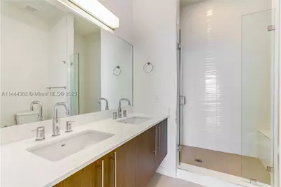 7825 NW 107th #816, Doral, FL 33178 - Photo 15