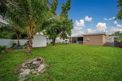 925 E 29th, Hialeah, FL 33013 - Photo 33