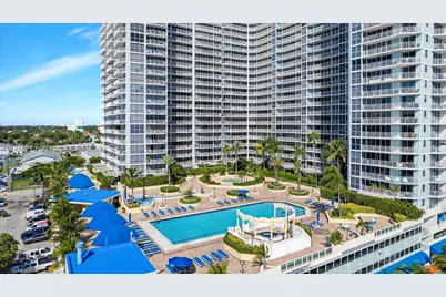 7601 E Treasure #2404, North Bay Village, FL 33141 - Photo 15
