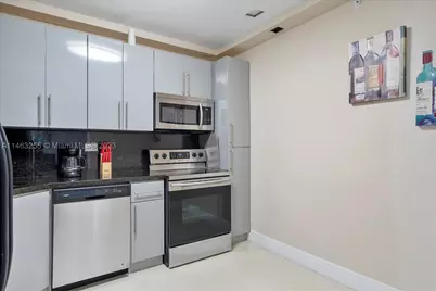 5601 Collins #1514, Miami Beach, FL 33140 - Photo 25