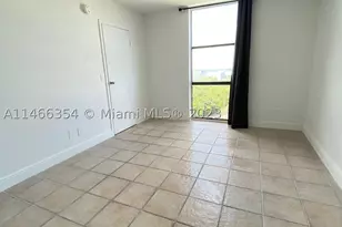 13499 Biscayne, North Miami, FL 33181 - Photo 17