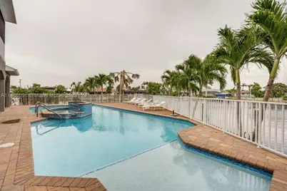 1759 SE 46th, Cape Coral, FL 33904 - Photo 7