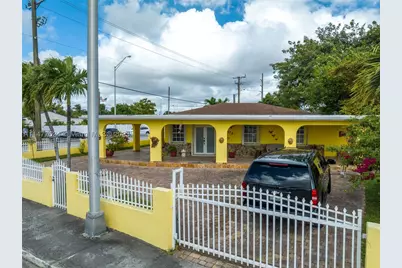 901 E 32nd, Hialeah, FL 33013 - Photo 5