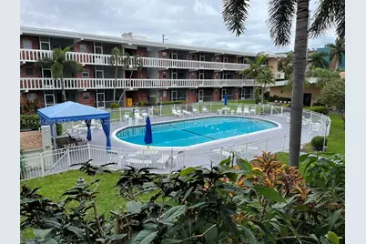 181 NE 14th #22B, Hallandale Beach, FL 33009 - Photo 1