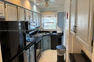181 NE 14th, Hallandale Beach, FL 33009 - Photo 11
