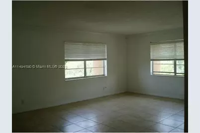 1300 Moffett #302, Hallandale Beach, FL 33009 - Photo 9