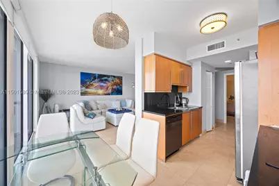 6365 Collins #4106, Miami Beach, FL 33141 - Photo 7