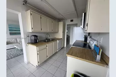 290 174th #702, Sunny Isles Beach, FL 33160 - Photo 11