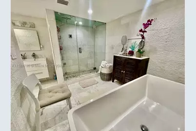 20225 NE 34th #2716, Aventura, FL 33180 - Photo 31
