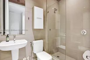 3250 NE 188th, Aventura, FL 33180 - Photo 41