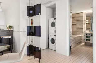 2201 Collins, Miami Beach, FL 33139 - Photo 27
