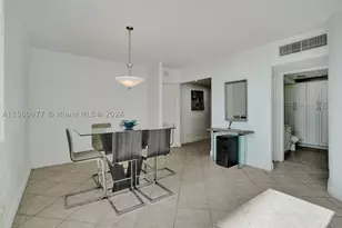 5005 Collins, Miami Beach, FL 33140 - Photo 11