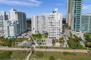 5005 Collins, Miami Beach, FL 33140 - Photo 35