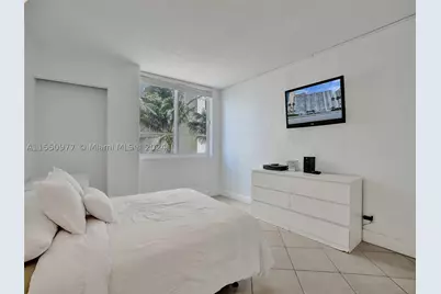 5005 Collins #725, Miami Beach, FL 33140 - Photo 21