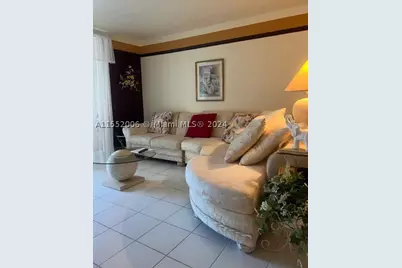 2871 Somerset #218, Lauderdale Lakes, FL 33311 - Photo 9