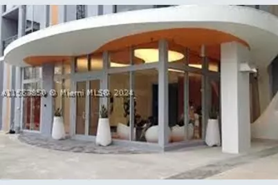 31 SE 6th #1606, Miami, FL 33131 - Photo 19