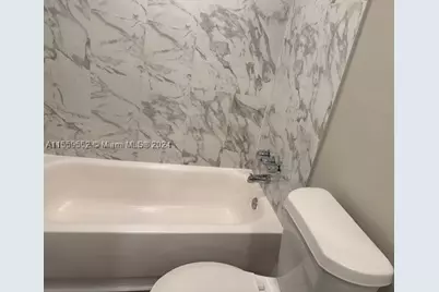 5401 Collins #209, Miami Beach, FL 33140 - Photo 23