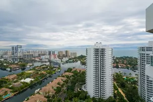 21205 Yacht Club, Aventura, FL 33180 - Photo 25