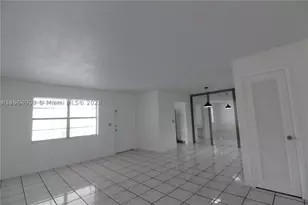 580 Egret, Hallandale, FL 33009 - Photo 25
