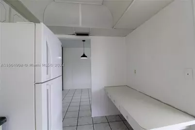 580 Egret #302, Hallandale, FL 33009 - Photo 29