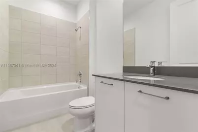 2391 SW 123rd, Davie, FL 33325 - Photo 17