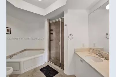 17555 Atlantic #1101, Sunny Isles Beach, FL 33160 - Photo 25