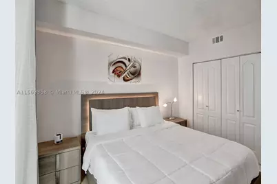 17555 Atlantic #1101, Sunny Isles Beach, FL 33160 - Photo 35