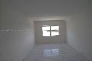 400 Kings Point, Sunny Isles Beach, FL 33160 - Photo 9