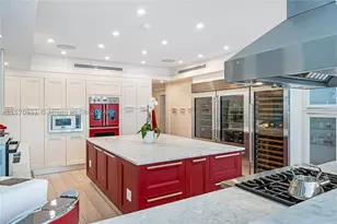 6320 Allison, Miami Beach, FL 33141 - Photo 13