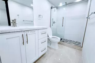 11930 NE 19th, North Miami, FL 33181 - Photo 17