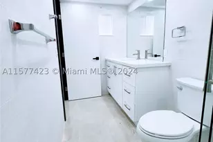 11930 NE 19th, North Miami, FL 33181 - Photo 25