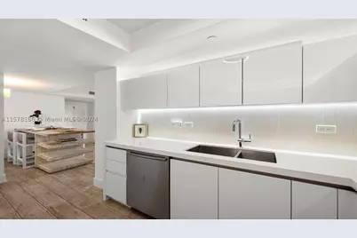 [Address not provided], Miami Beach, FL 33139 - Photo 13
