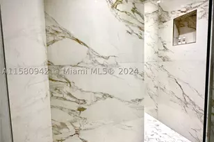 2301 Collins, Miami Beach, FL 33139 - Photo 31
