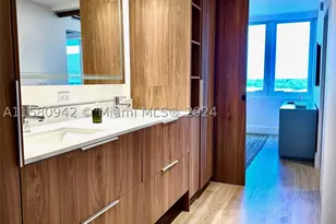 2301 Collins, Miami Beach, FL 33139 - Photo 29