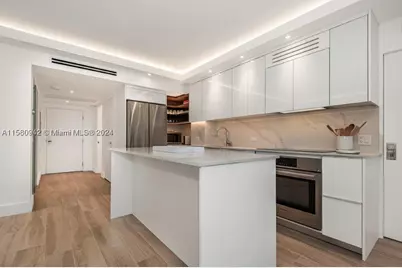 2301 Collins #837, Miami Beach, FL 33139 - Photo 9