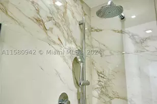 2301 Collins, Miami Beach, FL 33139 - Photo 23