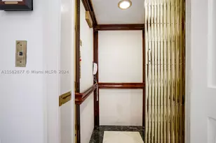 431 Costanera, Coral Gables, FL 33143 - Photo 17