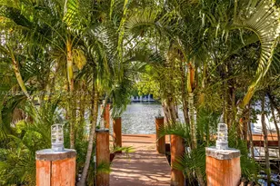 431 Costanera, Coral Gables, FL 33143 - Photo 29