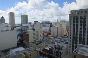 151 SE 1, Miami, FL 33131 - Photo 11