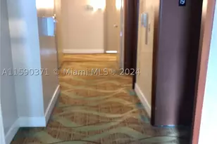 18683 Collins, Sunny Isles Beach, FL 33160 - Photo 37