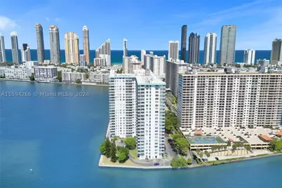 301 174th #1701, Sunny Isles Beach, FL 33160 - Photo 3