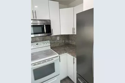 2050 SW 122nd #22, Miami, FL 33175 - Photo 11