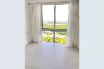 16385 Biscayne #2421, North Miami Beach, FL 33160 - Photo 15
