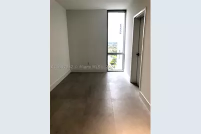 16385 Biscayne #2421, North Miami Beach, FL 33160 - Photo 7