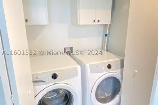 16385 Biscayne, North Miami Beach, FL 33160 - Photo 21