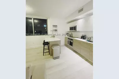 121 NE 34th #1409, Miami, FL 33137 - Photo 3
