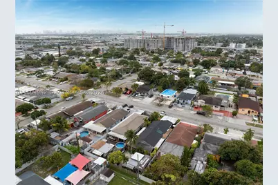875 E 29th, Hialeah, FL 33013 - Photo 33