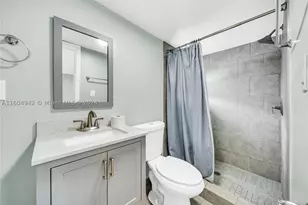 875 E 29th, Hialeah, FL 33013 - Photo 25